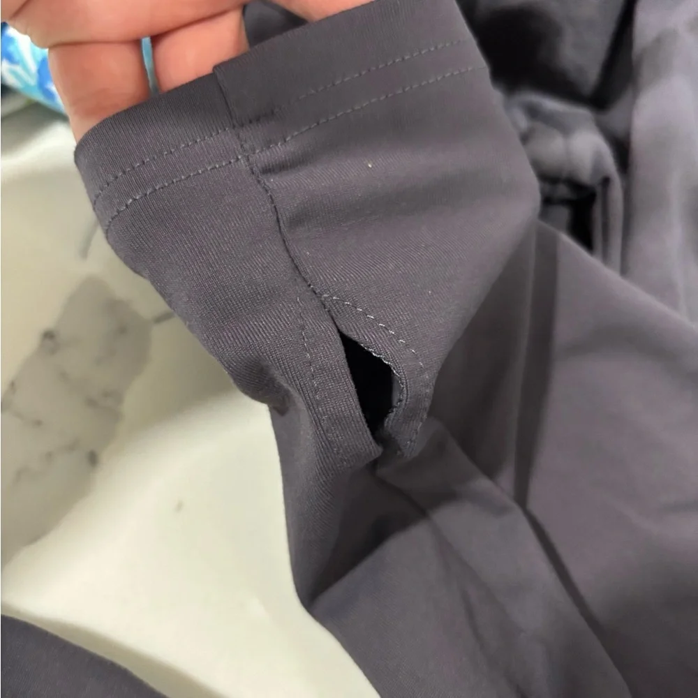 Akira Long Sleeve Bodysuit Top Scoop Neck Thong Size Small - Picture 6 of 7